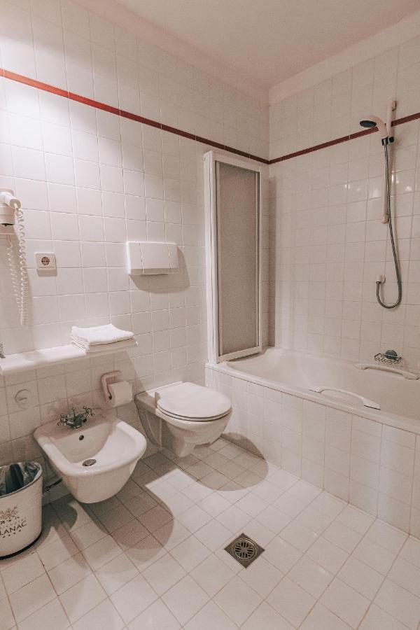 Planac Hotel Kurfar
